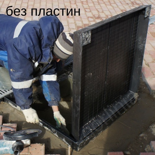 Рама прихватывается на быстросохнущие растворы