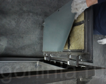 Напольный люк Стелс-У 700*1000п уголок утепленный образец